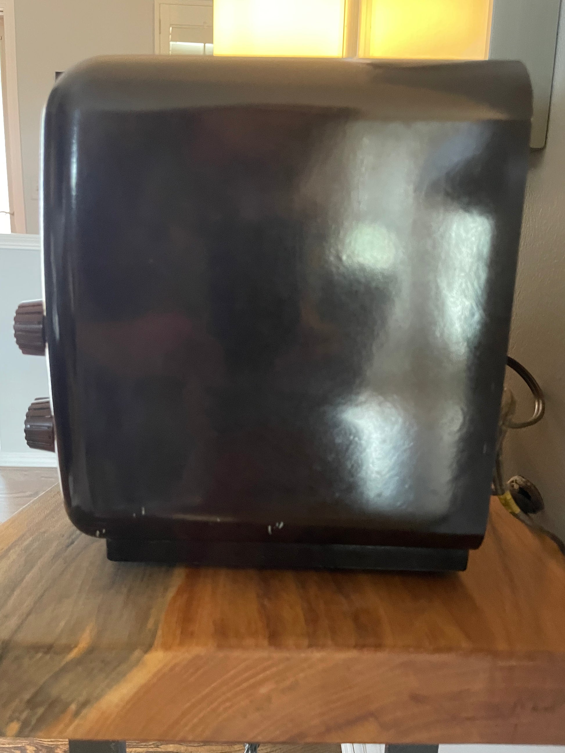 1948 Philco Transitone Tube Radio Art Deco Bakelite Model 48-464 w/ Orange Numerals - Vintosh Vintage