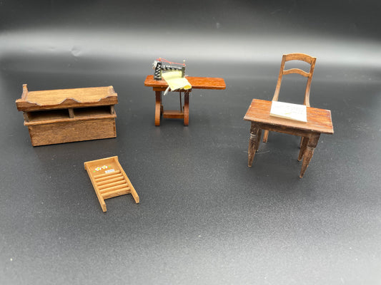 Vintage Wooden Dollhouse Furniture Lot of 5 Sewing Machine
Washboard & More