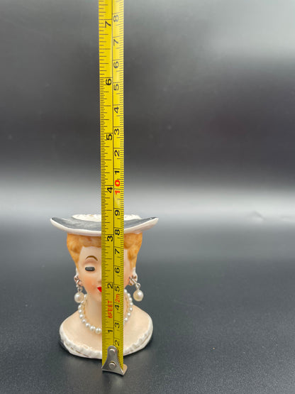 1950s Mini Lady Head Vase Pearl Necklace & Earrings Black Dress
& Hat Red Lips