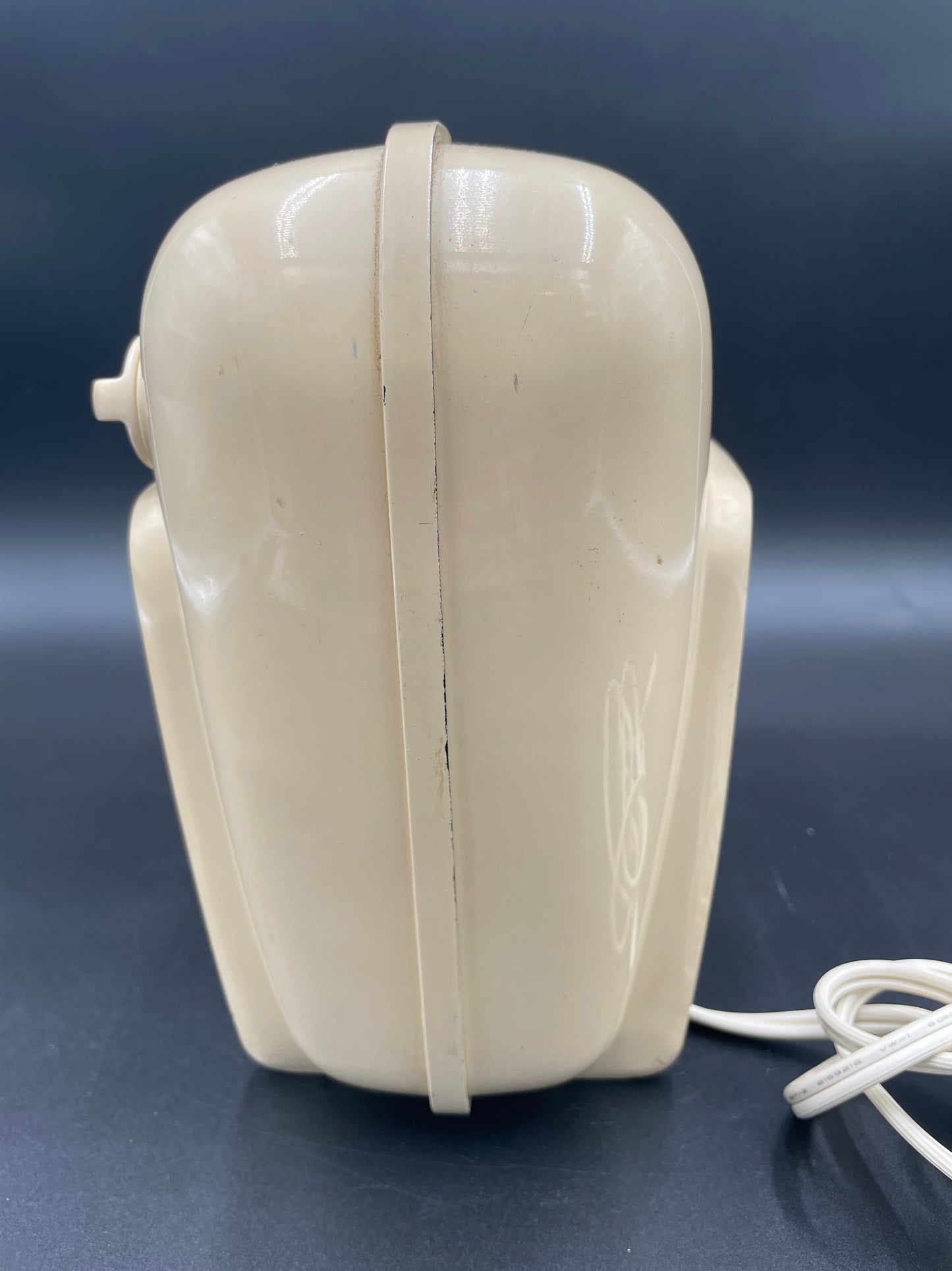 1946 Crosley 56TD Tube Ivory Bakelite Radio "Duette" Table Top Model - Works!