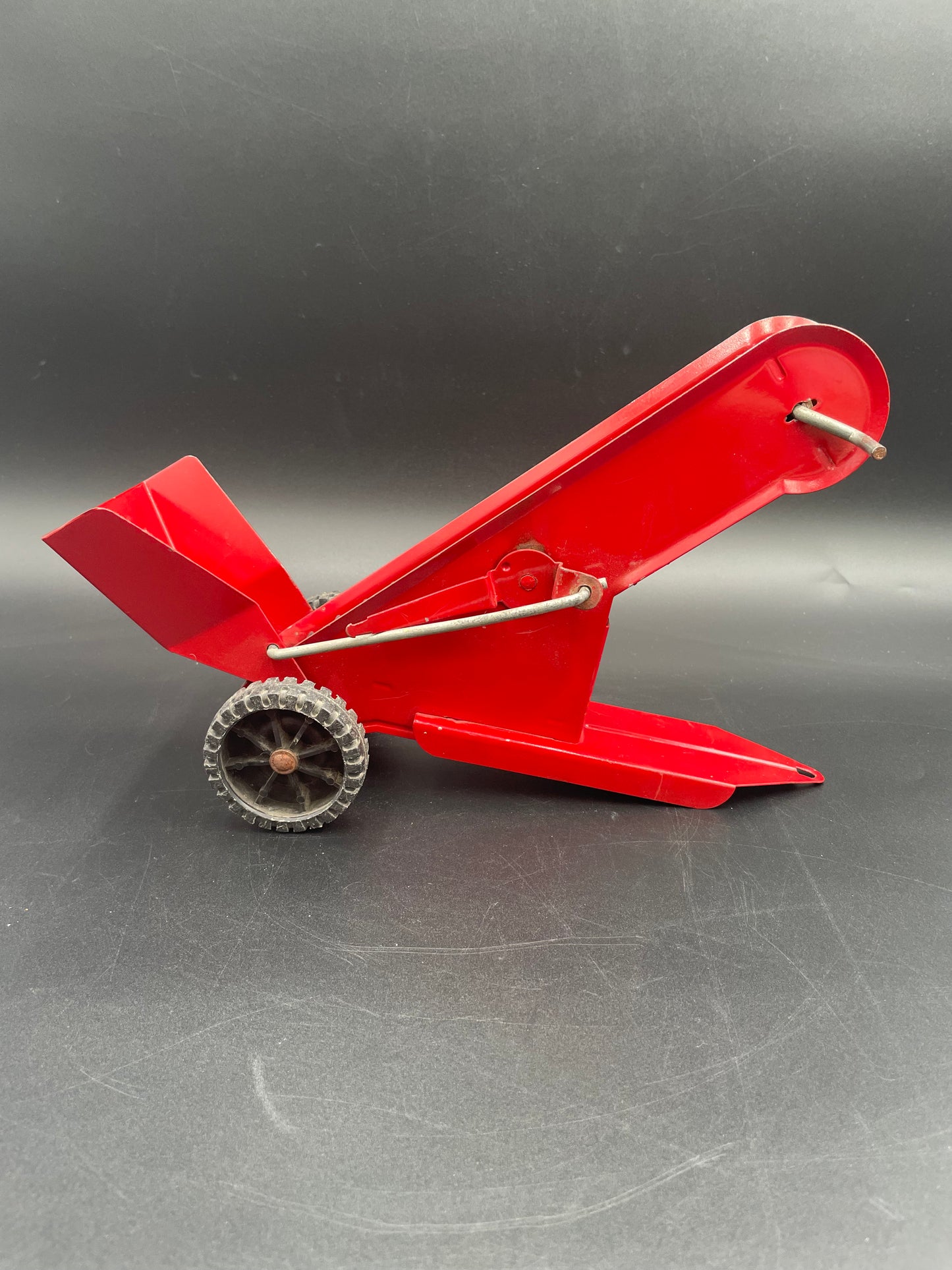 Vintage Tonka Red Pressed Steel Sand
Loader Toy Made in
USA