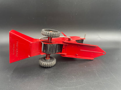 Vintage Tonka Red Pressed Steel Sand
Loader Toy Made in
USA
