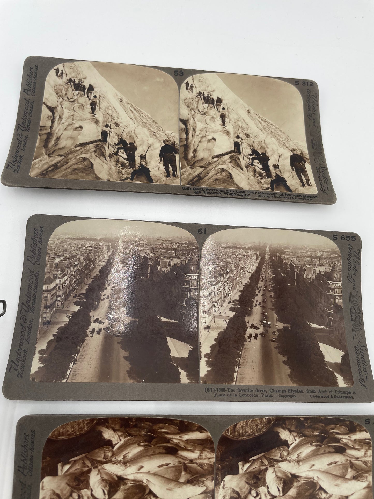Antique Underwood Sun
Sculpture Stereoscope
Viewer & 10 Cards - Vintosh Vintage