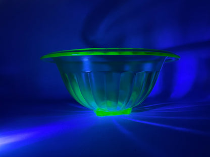 1930s Hazel Atlas Ribbed Uranium Glass 8.5" Footed Mixing Bowl W/Edge (D1) - Vintosh Vintage