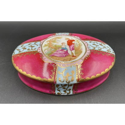 KPM Germany Hand Painted Courting Couple Scene Vanity Box (B6) - Vintosh Vintage