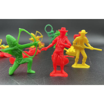 Vintage LOT of 24 Cowboys & Indians Plastic Figures Tim Mee Toys (B5) - Vintosh Vintage