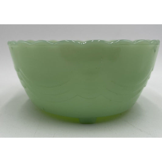 Vintage Jadeite Three Footed Scalloped Rim Bulb Bowl (B2) - Vintosh Vintage
