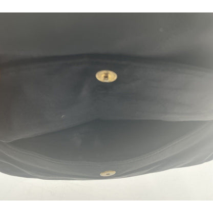 1960s Black & Gold GARAY Handbag w/ Gold Clasp (A5) - Vintosh Vintage