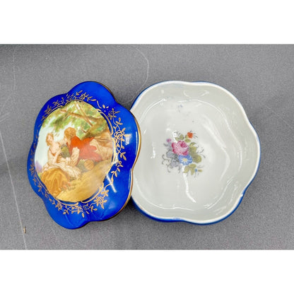 VTG Hand Painted Prussia Reproduction Porcelain Victorian Couple Trinket Box -B5 - Vintosh Vintage