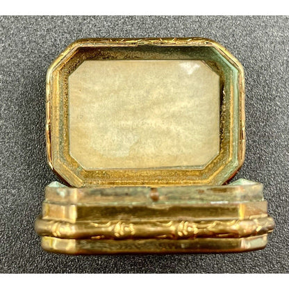 Vintage Victorian Lady Foil Artistry on Cloisonné Gold Tone Metal Pillbox (B7) - Vintosh Vintage