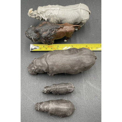 Vintage Hippos Rhinos & A Bison Figurines Britains Ltd Made in England (B5) - Vintosh Vintage