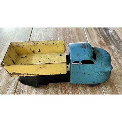 1940s-50s WYANDOTTE Pressed Steel Dump Truck (B3) - Vintosh Vintage