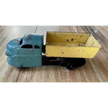 1940s-50s WYANDOTTE Pressed Steel Dump Truck (B3) - Vintosh Vintage