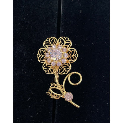 1950s Pink Rhinestone Gold Tone Filagree Long Stem Flower Brooch (A1) - Vintosh Vintage