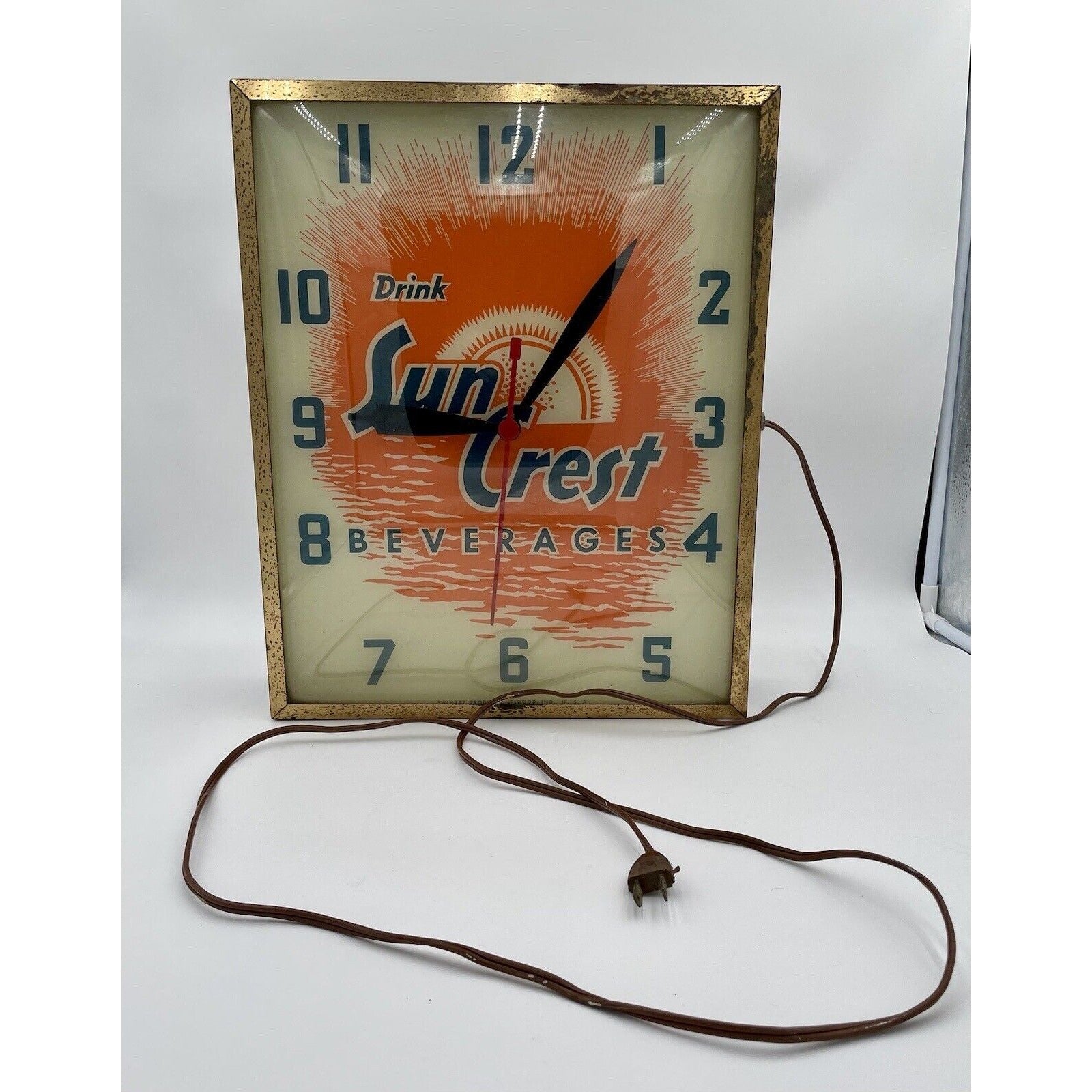 Vintage Sun Crest Beverages Advertising Light Up Sign Clock (D1) - Vintosh Vintage